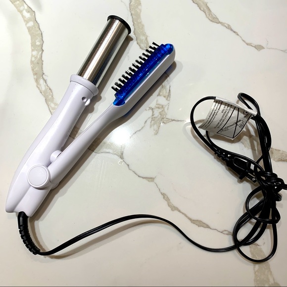 InStyler Other - InStyler ceramic revolving barrel hair styler